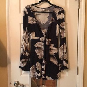 Venus Tunic with bell Sleeves